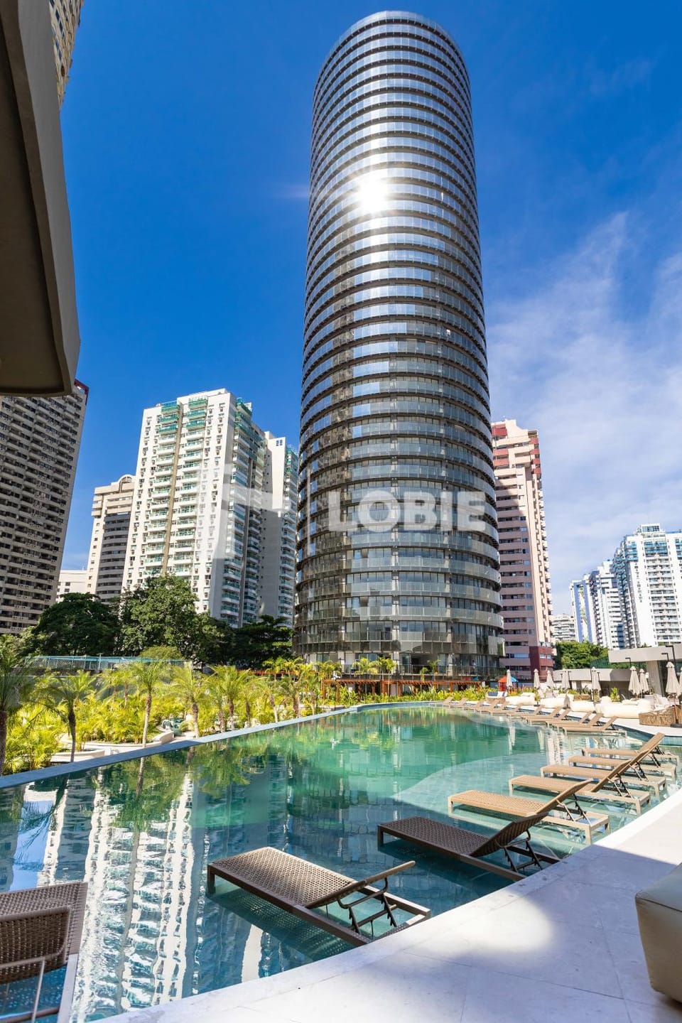 Property building, Day, Swimming pool, Swimming pool