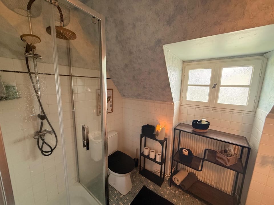Grande maison - 4 chambres à 1 min des plages - Cabellou House in Concarneau