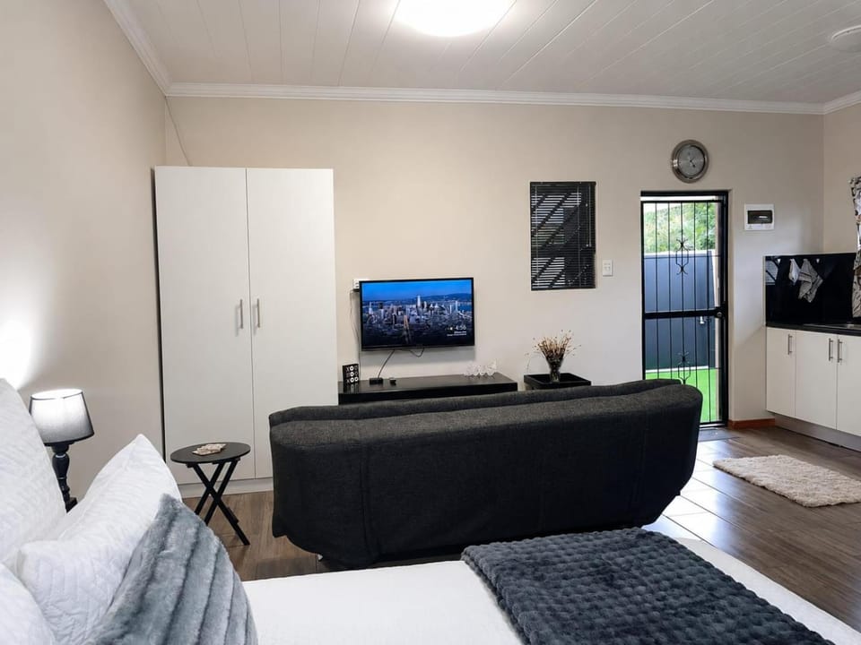 Scarlett's Bed and Breakfast in Cape Town