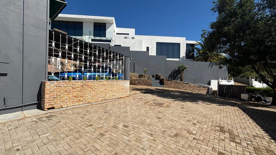 Property building, View (from property/room), Inner courtyard view