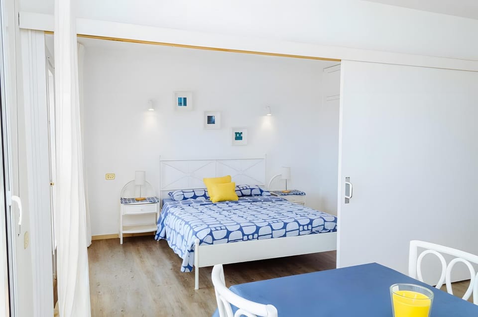 Property building, Living room, Bedroom