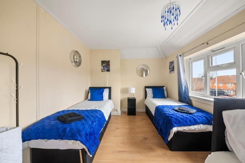 Central Reading,Free Parking, Business & Leisure House in Reading