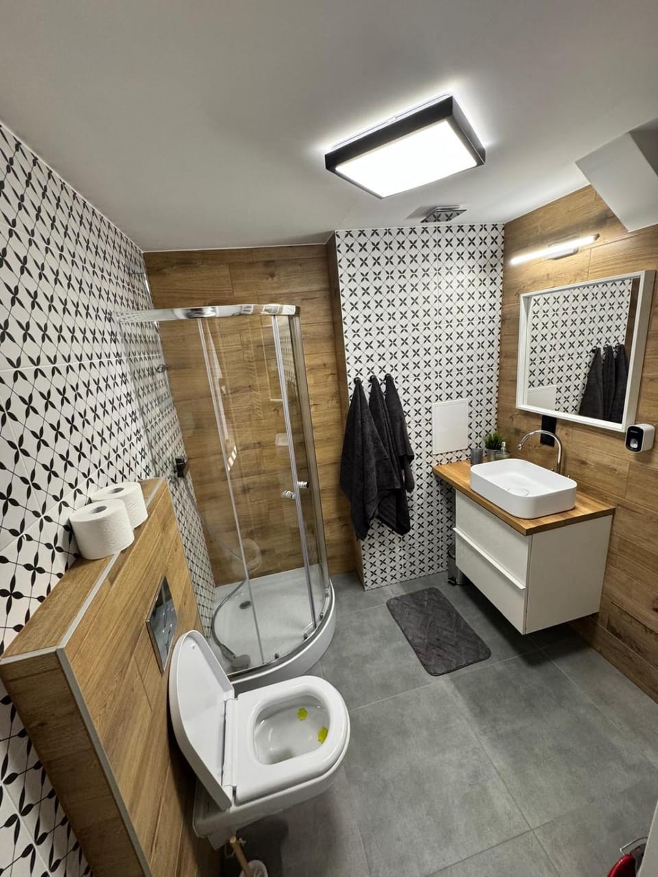 Shower, Bathroom