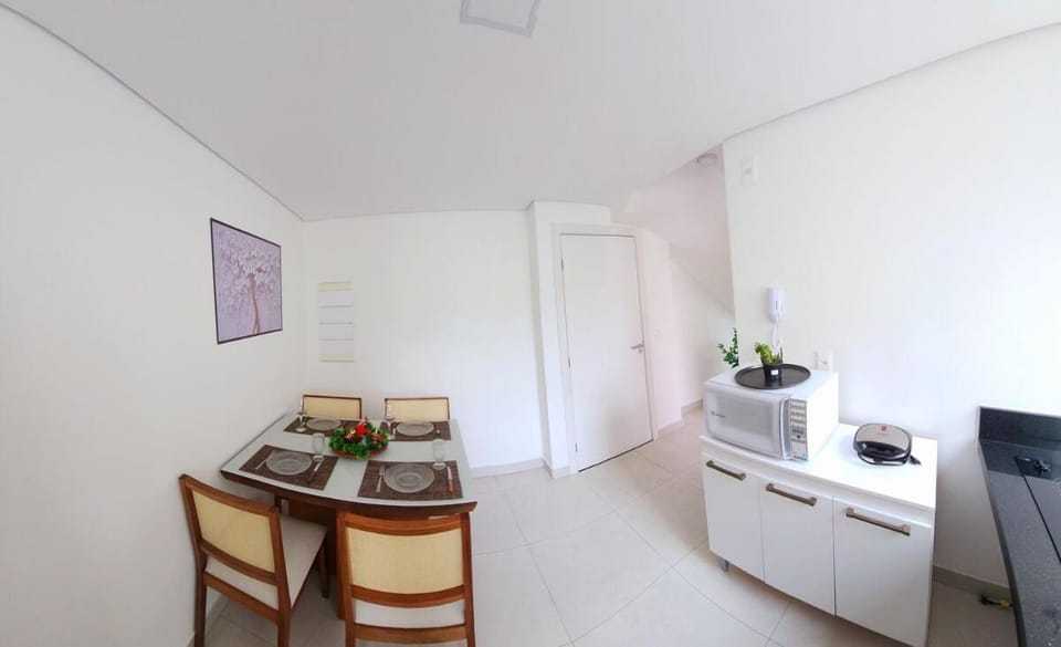 Duplex 2 quartos! Academia, Lavanderia, Piscina, 2 Vagas Garagem! Apartment in Belo Horizonte