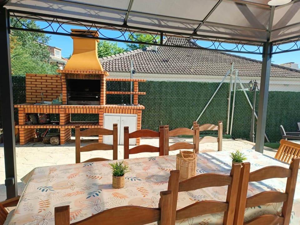 Patio, BBQ facilities, Dining area