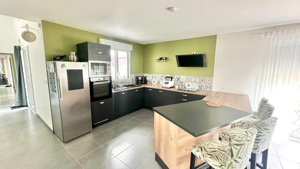 Bienvenue chez nous, 4 personnes Apartment in Pays de la Loire