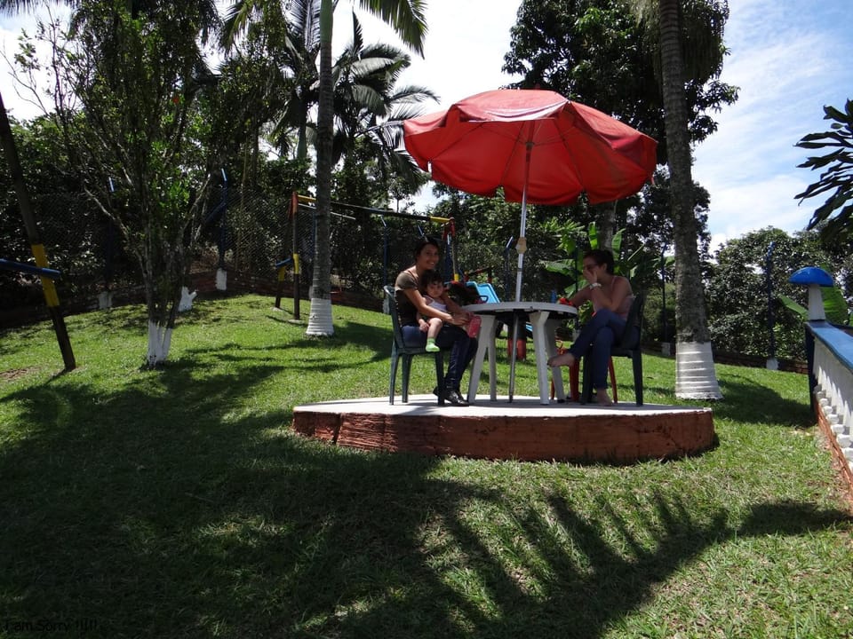 Finca La Piscina House in Caldas, Colombia