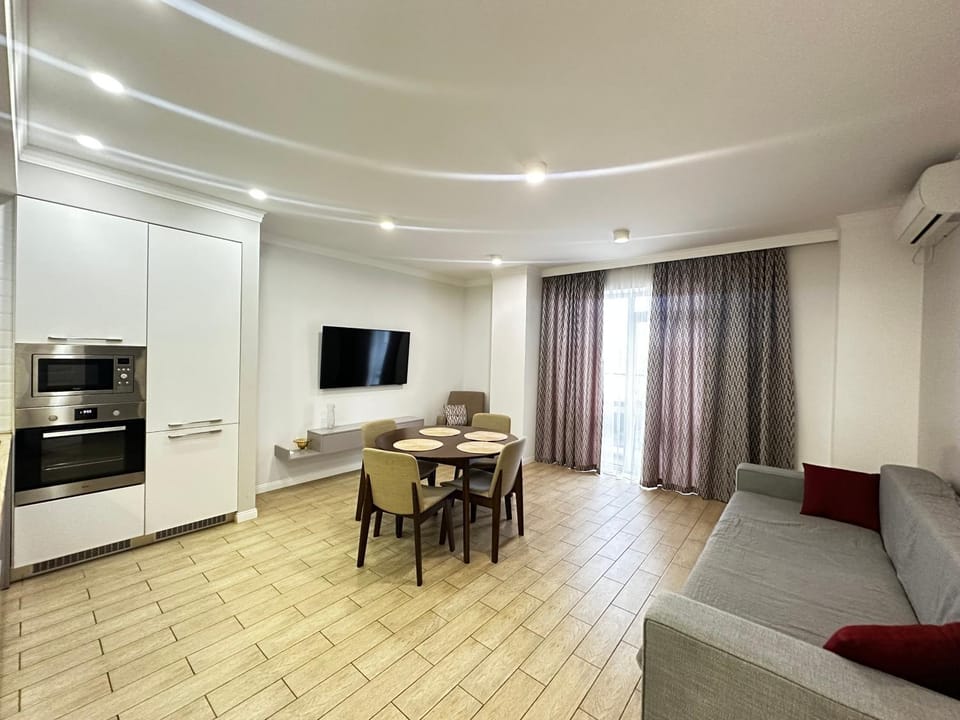VIP apartments большая Дельмар , рядом с мост сити Apartment in Dnipro
