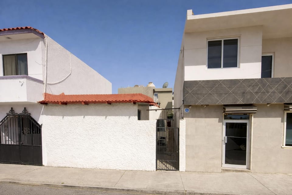Casa Constructor staff colaboradores House in Cabo San Lucas
