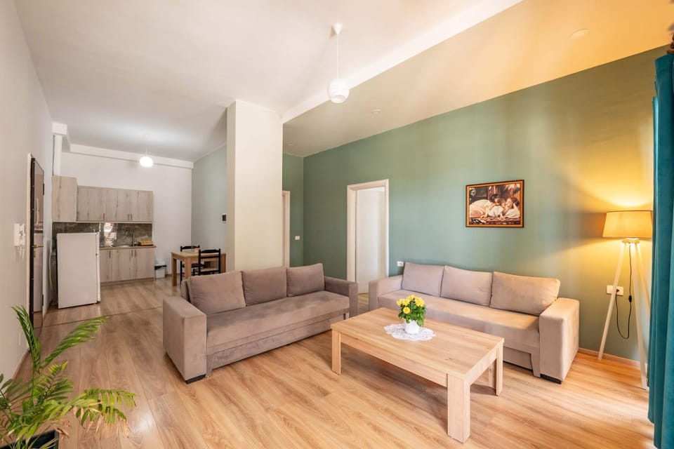 Kitchen or kitchenette, Living room, Seating area