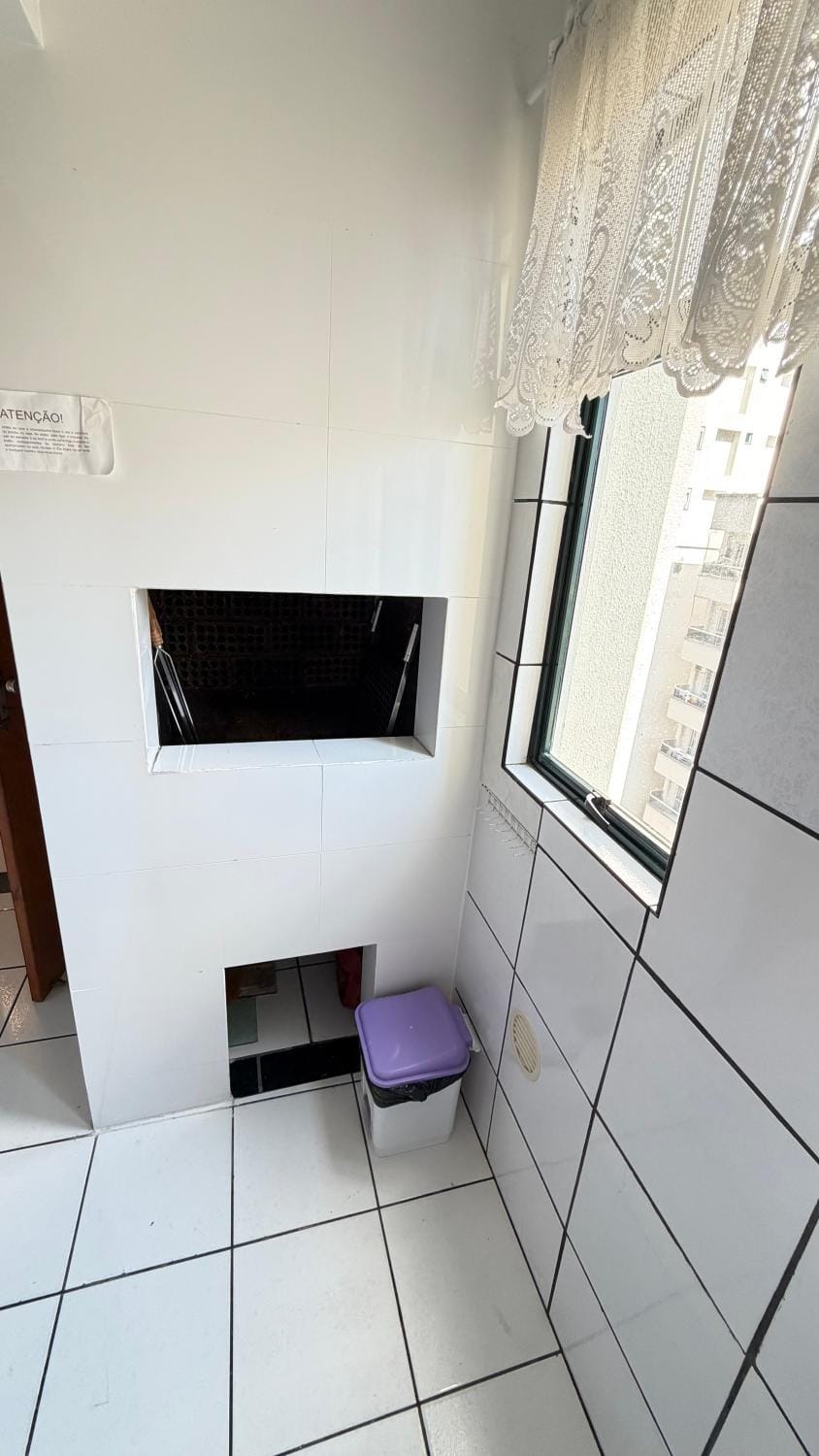 Amplo Apartamento a 100 metros do Mar na Meia Praia Apartment in Porto Belo
