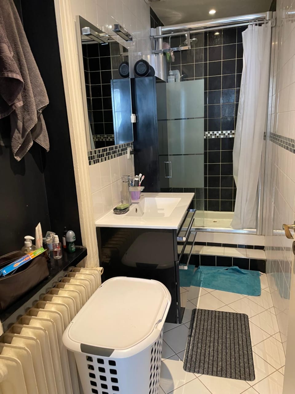 Chambre privée dans un appart près de Gare de Lyon et Bercy Vacation rental in Paris