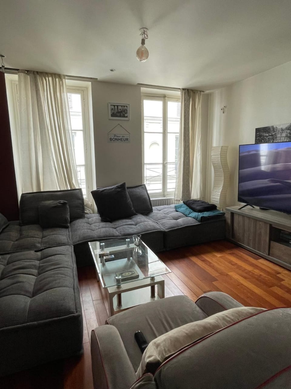 Chambre privée dans un appart près de Gare de Lyon et Bercy Vacation rental in Paris