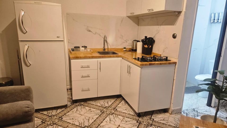 Coffee/tea facilities, Kitchen or kitchenette
