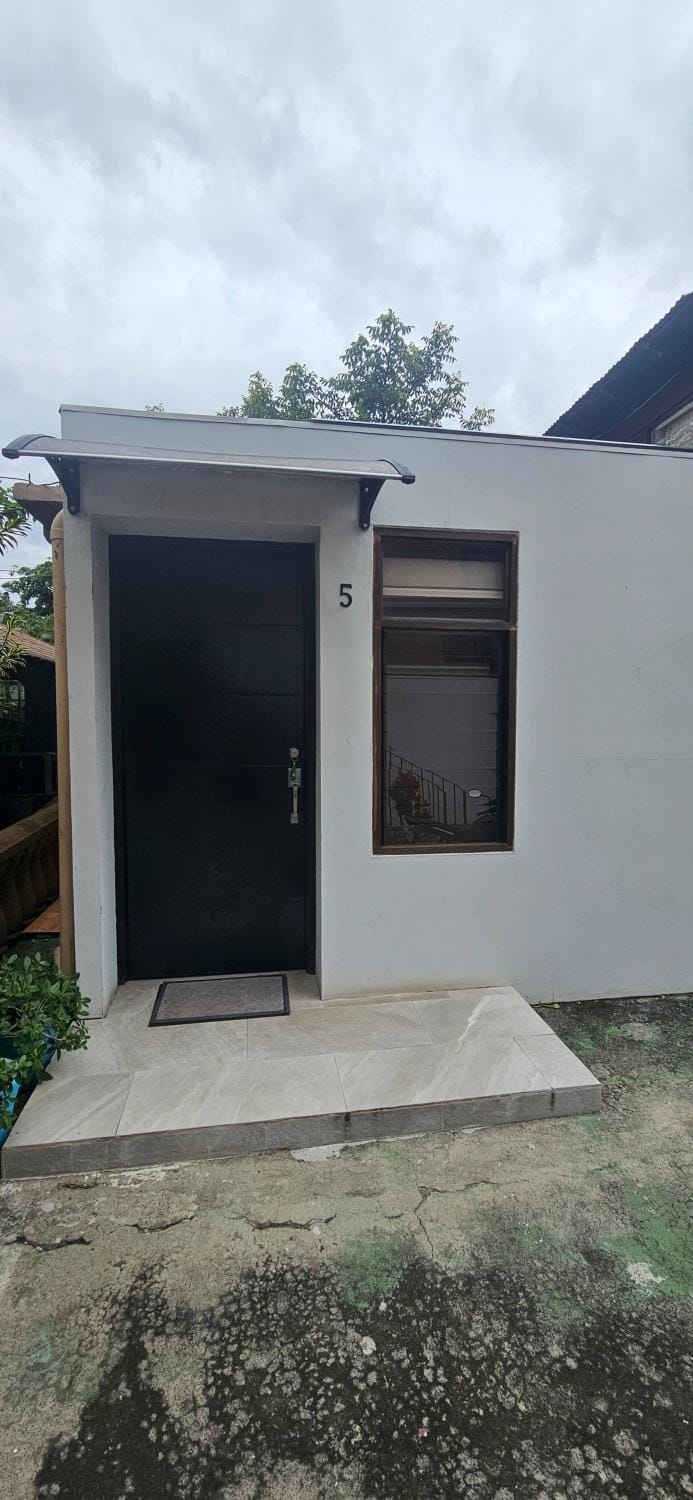 Studio 05 in Santa Ana Central, Convenient, and Comfortable Apartment in San José Province
