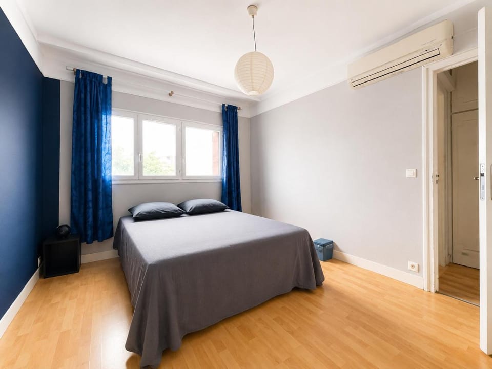Bed, Photo of the whole room, Bedroom, wardrobe