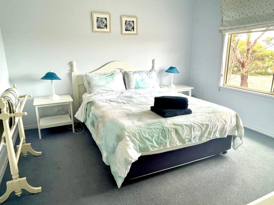 Bay-Ann Cottage House in Kingscote