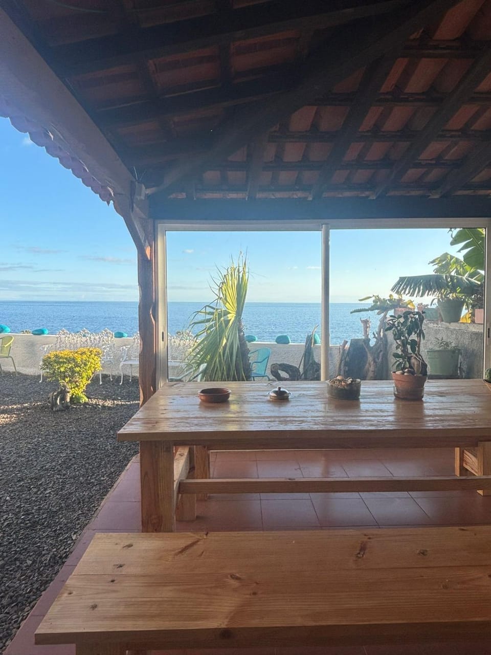 BBQ facilities, Dining area, Sea view