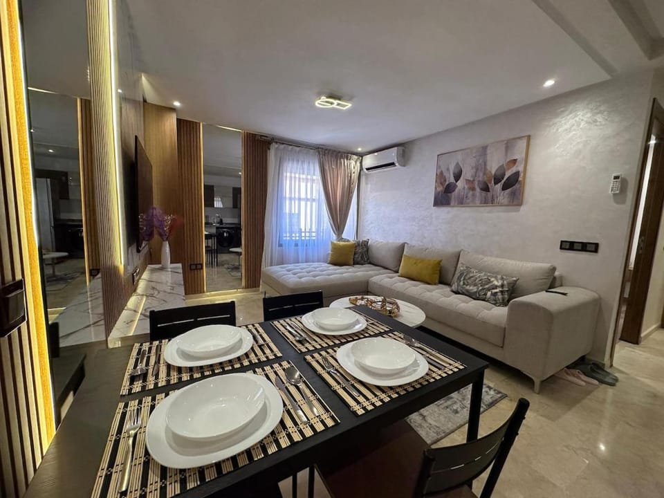 Modern, High-End Apartment Luxury and Comfort Apartment in Marrakesh