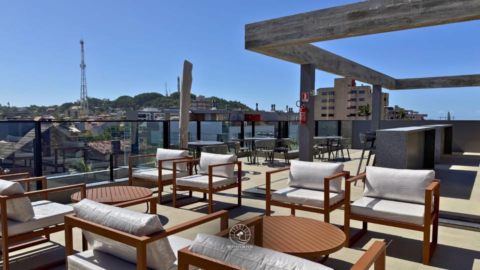 Balcony/Terrace, Area and facilities