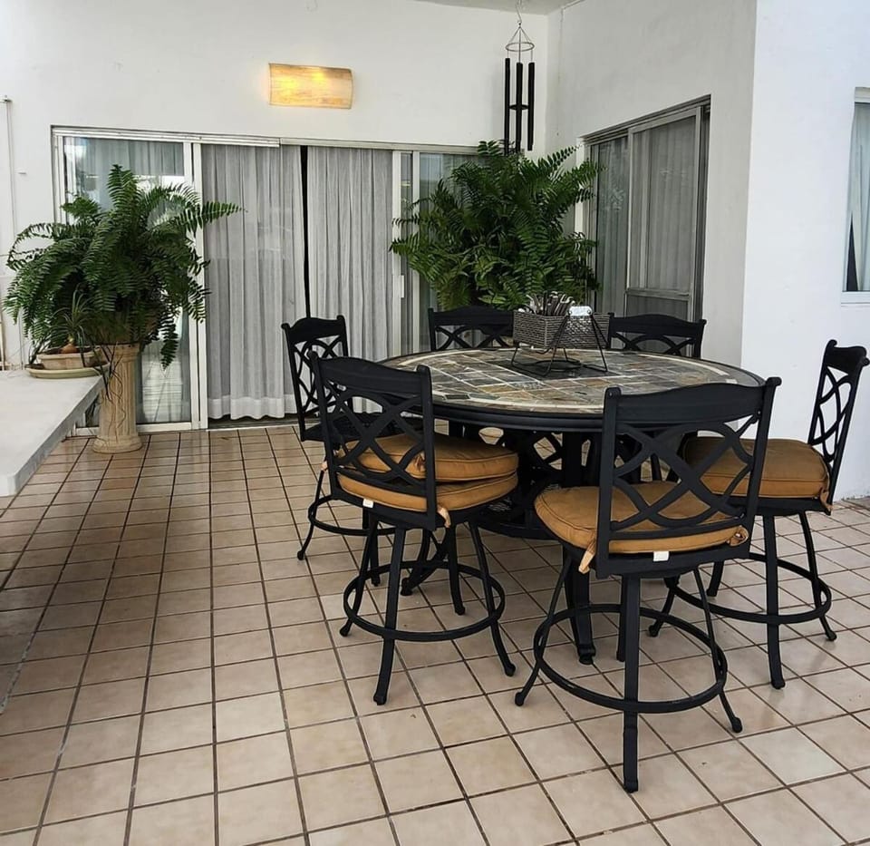 Beautiful house with a pool House in Merida