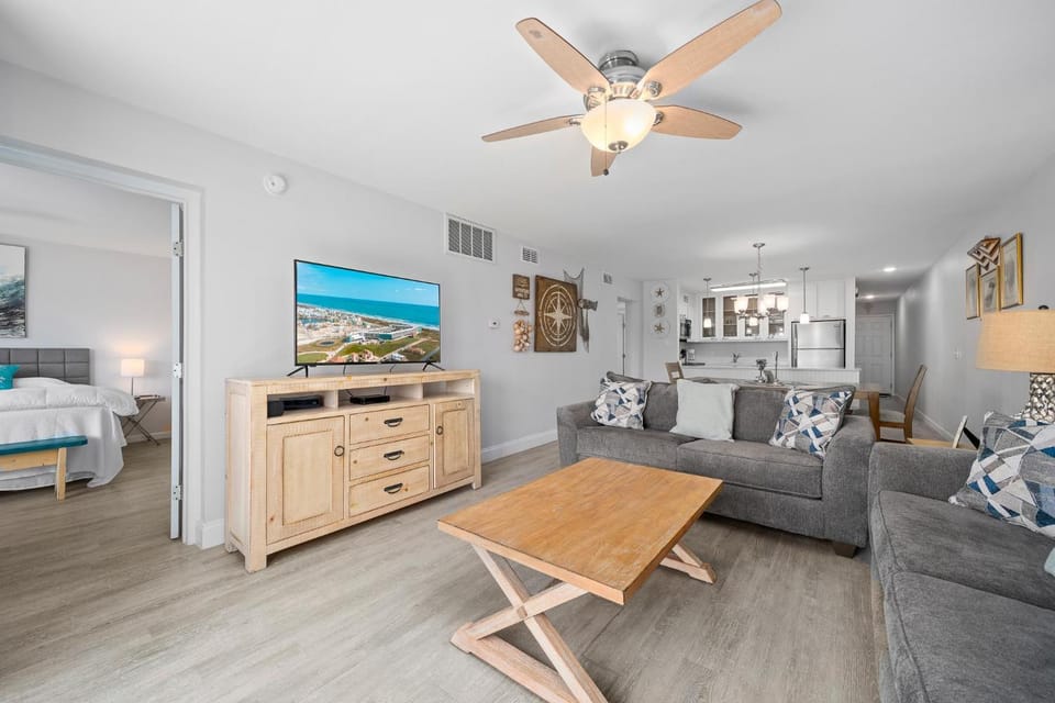 La Mirage 110 House in Port Aransas
