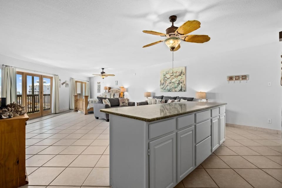 La Mirage 200 House in Port Aransas