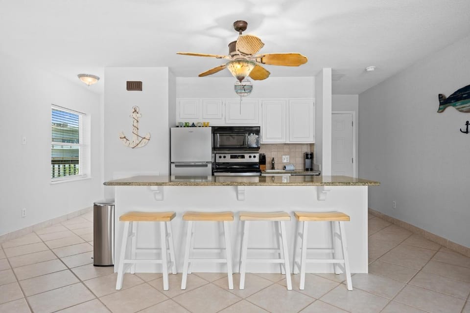 La Mirage 200 House in Port Aransas