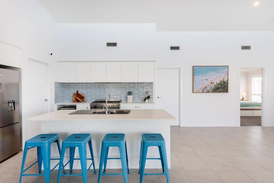 Casa Azul House in Burrill Lake