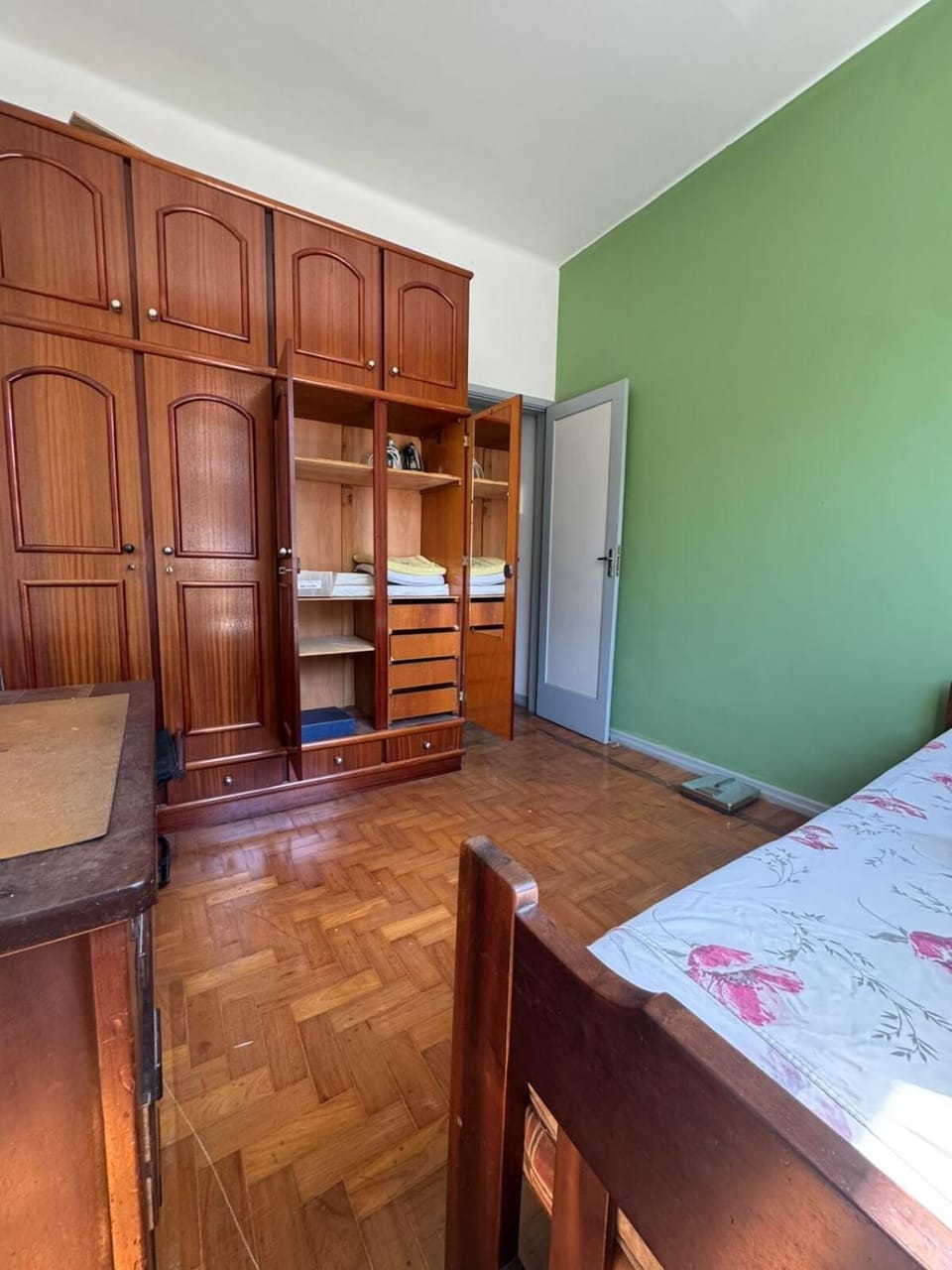 Bed, Bedroom, wardrobe