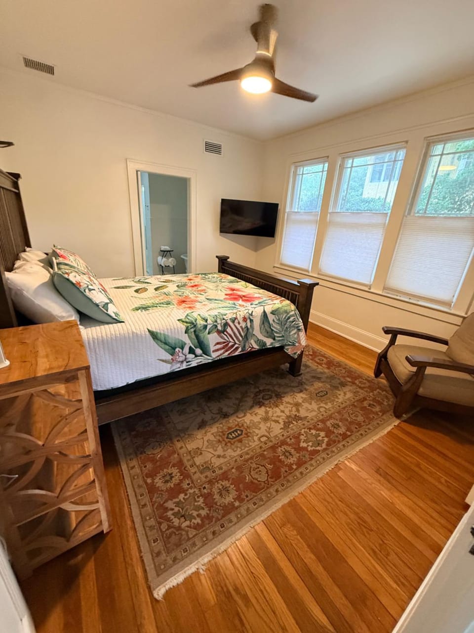 Luxury House in Historic Duckpond House in Gainesville