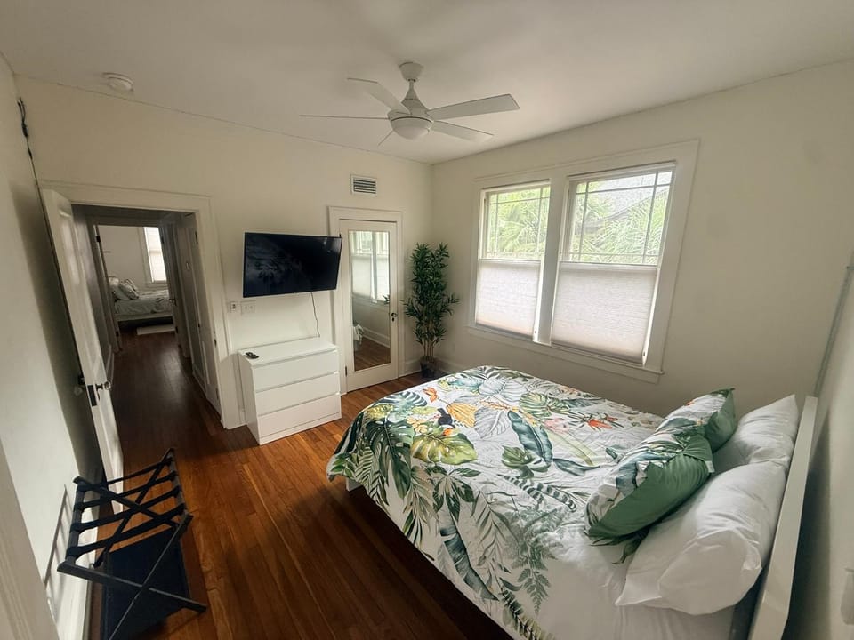 Luxury House in Historic Duckpond House in Gainesville
