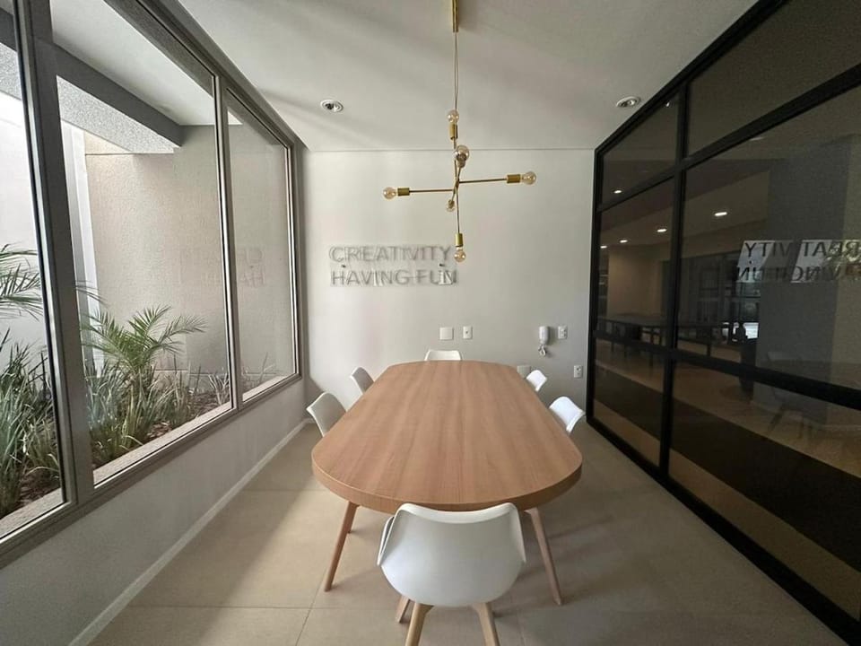 Modern studio next to the Vila Madalena subway station Apartment in Sao Paulo City