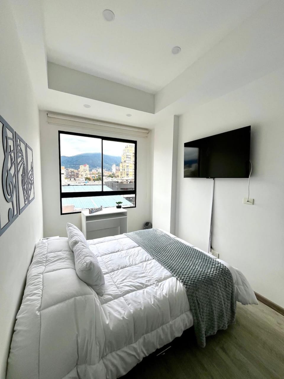 Zona Chico, Norte Bogotá, Amplia y Cómoda Suite con WiFi de alta velocidad Apartment in Bogota