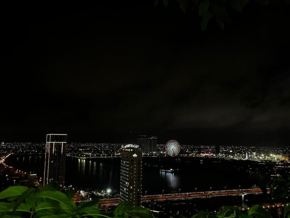 Lake view aesthetic modern home Apartment in Da Nang