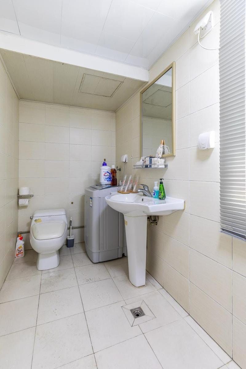 Luke Boutique Homestay -Guangzhou Shipaiqiao Gangding Subway Station Branch- Apartment in Guangzhou
