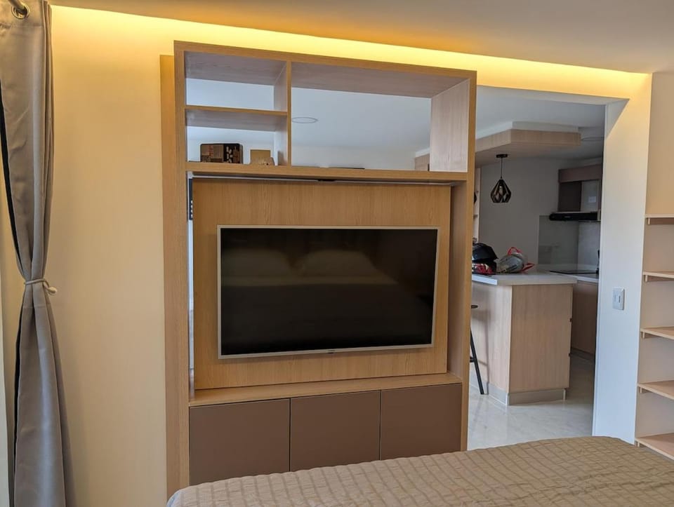 Comfortable private apartment near to Tennis Club Apartment in Cali
