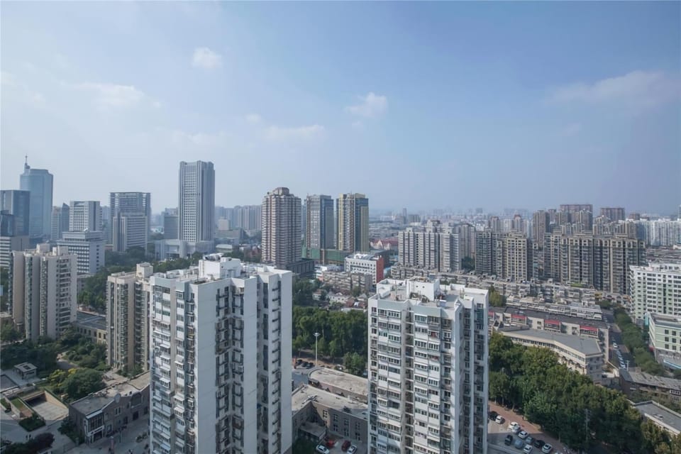 Quancheng Square - Furong Street - Baotu Spring - Wanda Plaza - Kuandongli - Near the railway station - Daming Lake - Cooking - 3 bedrooms Apartment in Shandong