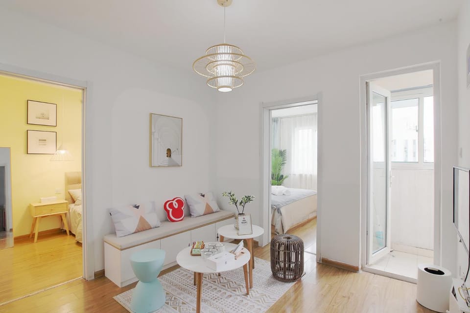 Baotu Spring - Wanda Plaza - Daming Lake - Kuankuanli - 2-bedroom Apartment in Shandong