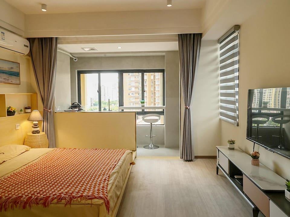 Happy little house - Smart and cozy big bed room - Observation bar - Exquisite lifestyle preferred - Fully equipped with home appliances - Capable of cooking Apartment in China