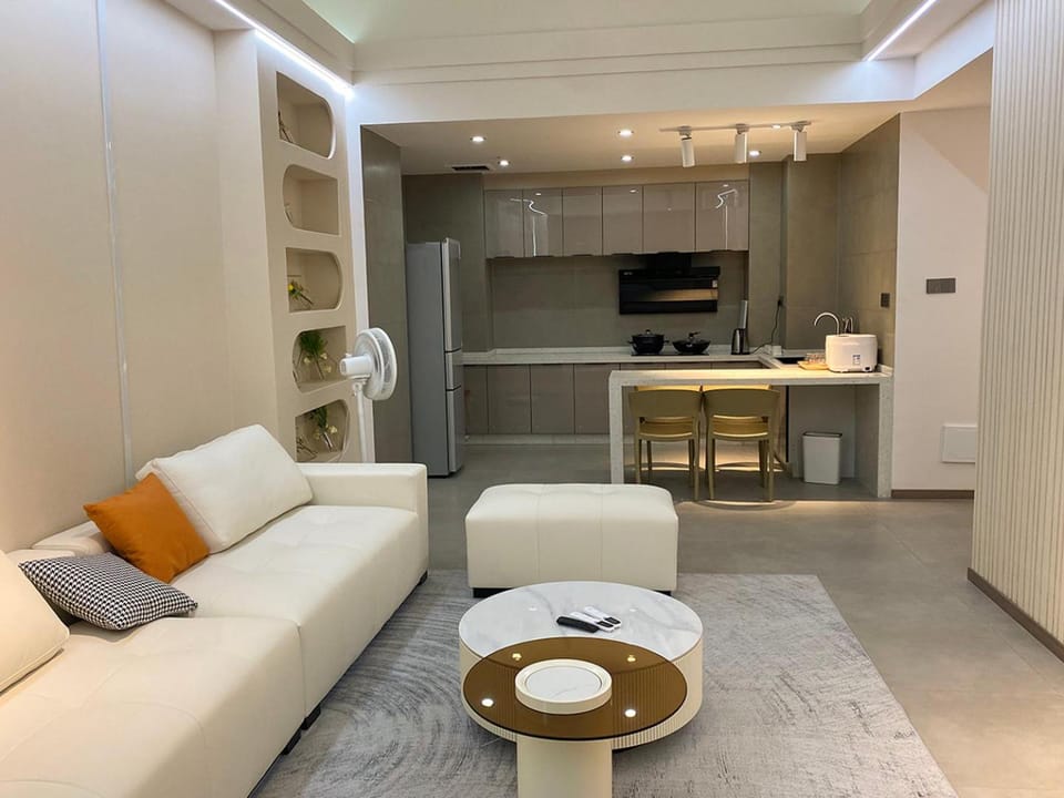 Yue Bamboo Elegant House - Enjoy the seascape - 180 square cream color intelligent big bed room - Large french window - Spacious and bright - Super comfortable mahjong environment - Enjoy cooking fun Apartment in China