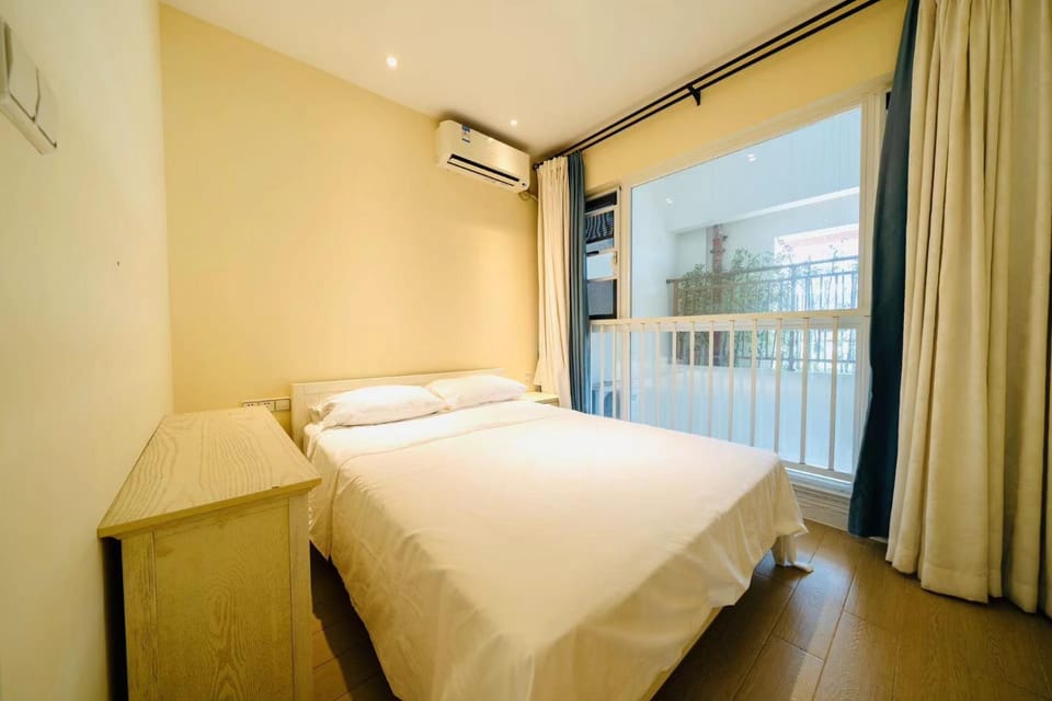 Luke Cloud VTSX Store Apartment in Sanya