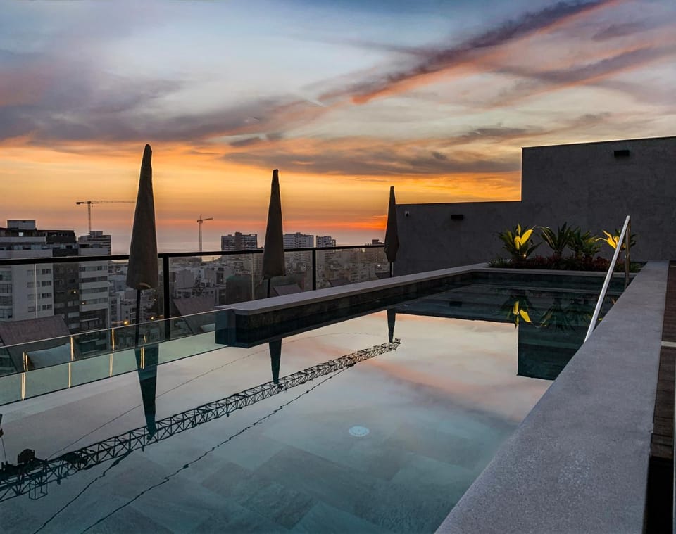 Natural landscape, Swimming pool, Swimming pool, Sunrise, Sunset