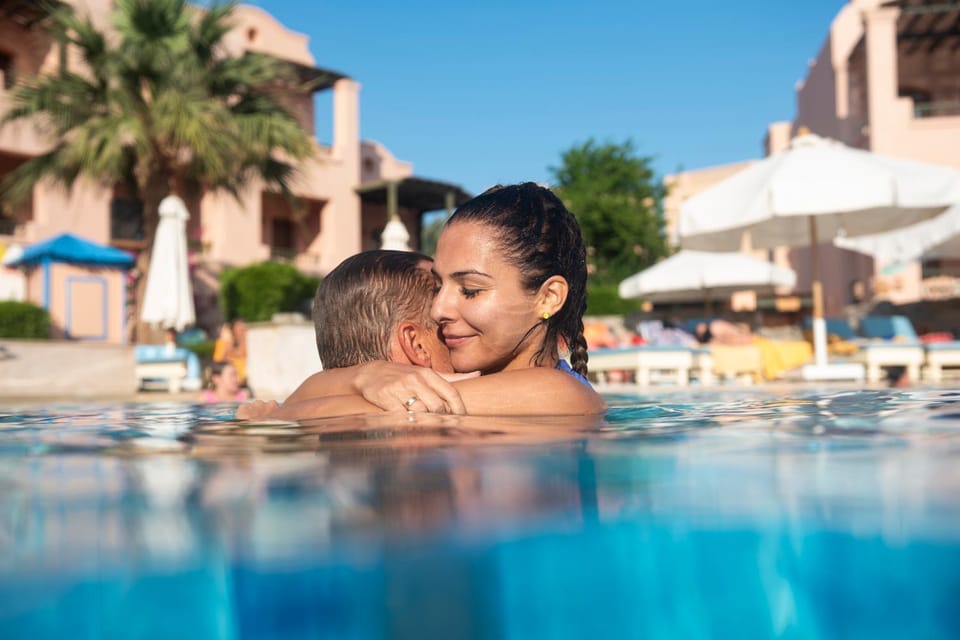 People, Swimming pool