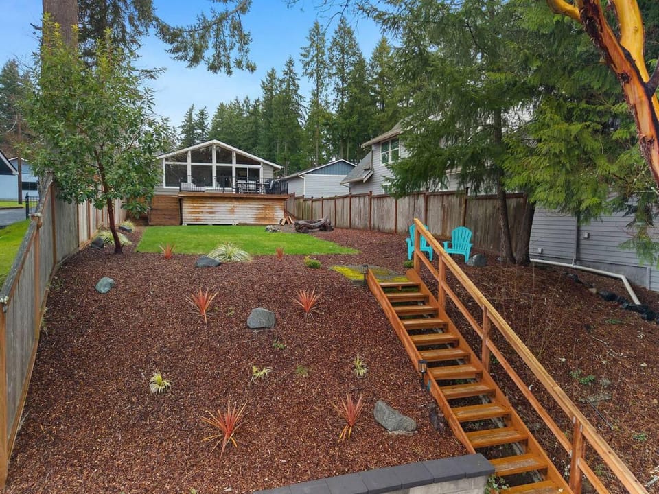 Long Lake Waterfront Retreat with Private Dock House in Lacey