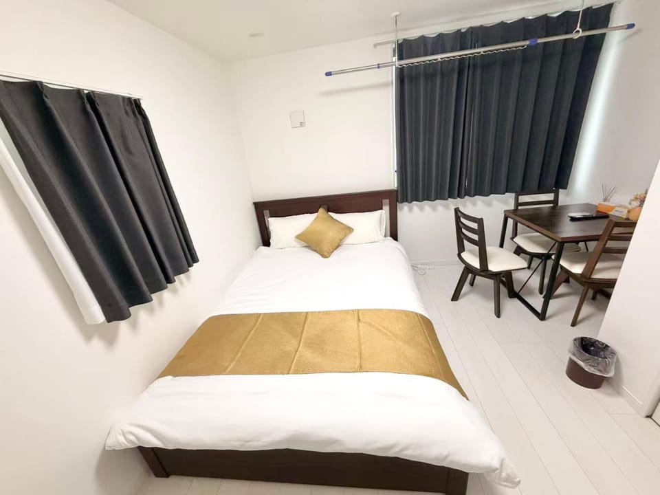 Bed, Photo of the whole room, Bedroom