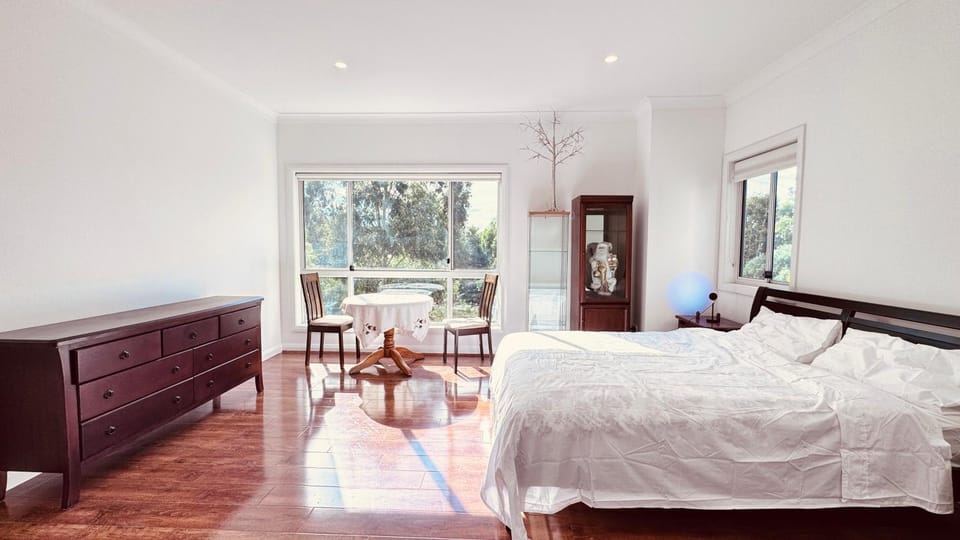 Golf Course Frontage House Vacation rental in Sydney