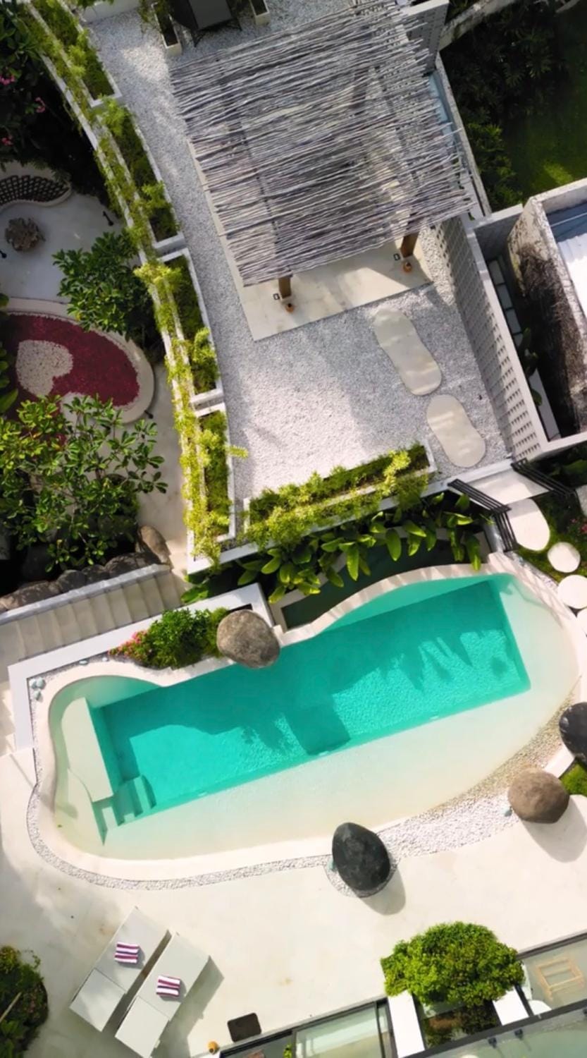 Day, Garden, Hot Tub, Hot Tub, Garden view, Pool view, Swimming pool, Swimming pool, sunbed