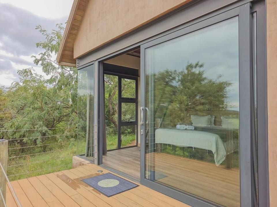 Hillside Lodge at Elements Golf Estate Apartment in North West, South Africa