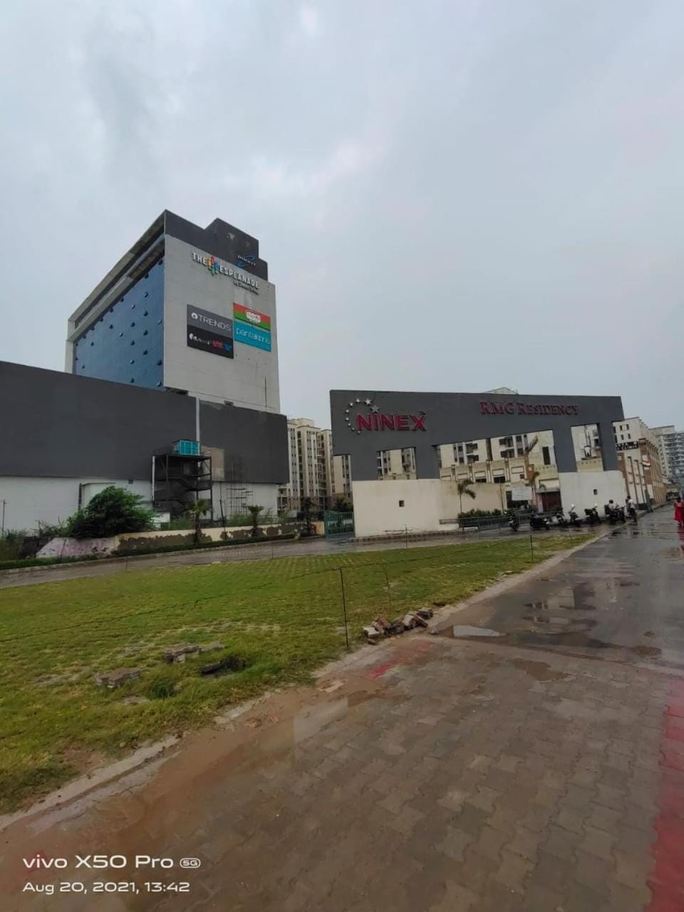 Ishvik Apartment in Gurugram